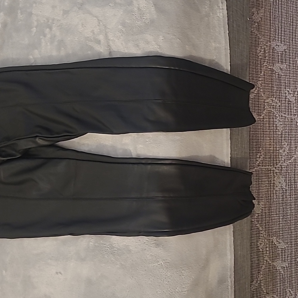 Ladies Leather Pants